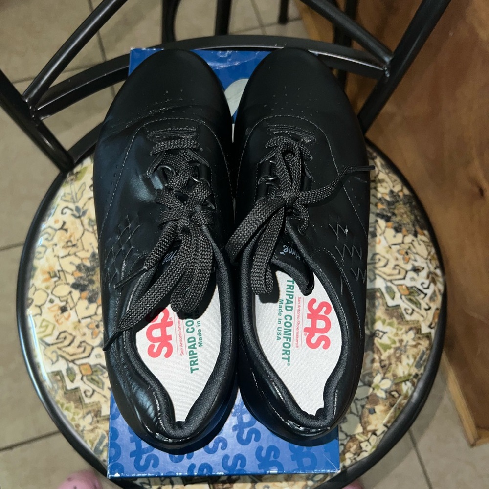 SAS Black Lace-Up Shoes